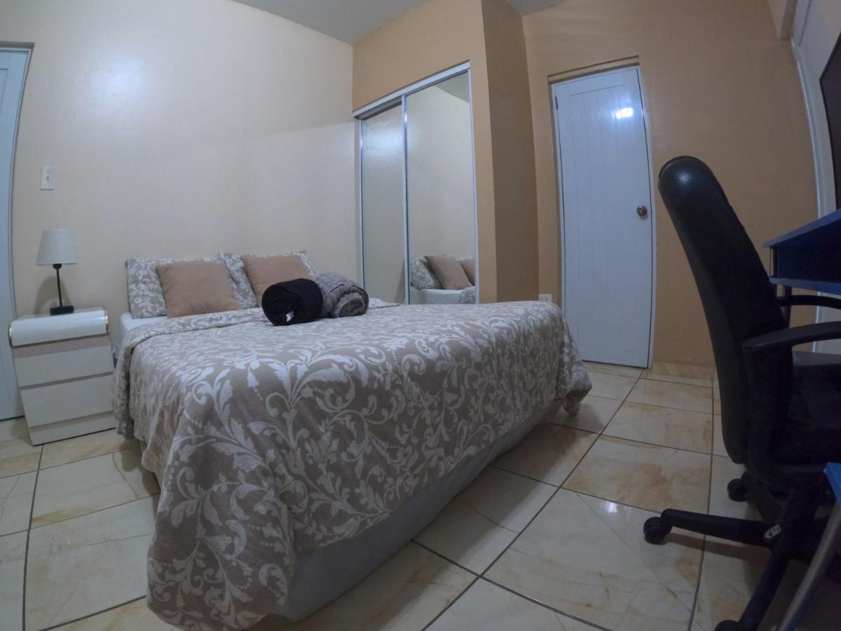 Wifi, Workspace , Perfect Location & Parking Ponce Esterno foto