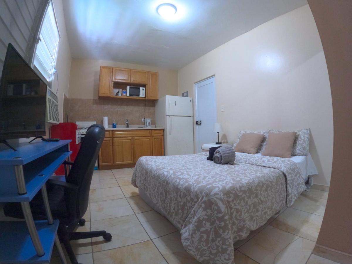 Wifi, Workspace , Perfect Location & Parking Ponce Esterno foto